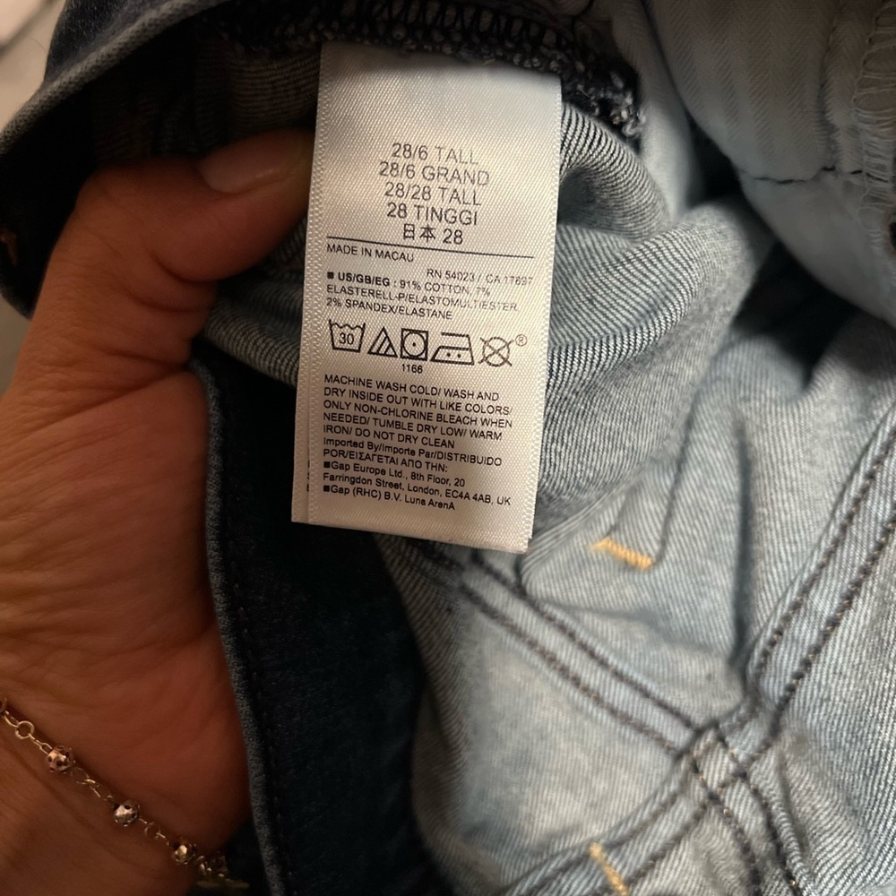 GAP baby Boot Jeans with Mid-Rise Fit - Picture 9 of 12